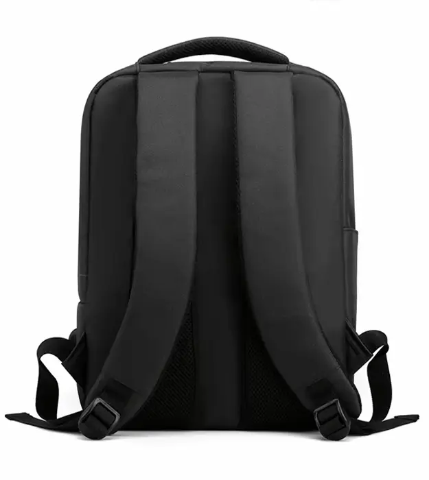 MetroForm lagani poslovni laptop ranac sa USB priključkom, crni, vodootporan, minimalistički dizajn