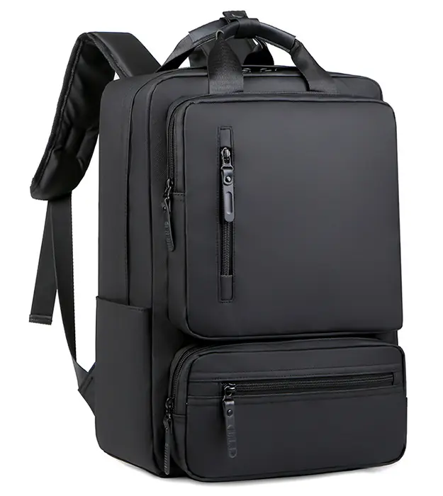 UrbanCore – poslovni laptop ranac od Oxford materijala, vodootporan, crni, sa USB priključkom i pregradom za 15.6" laptop.